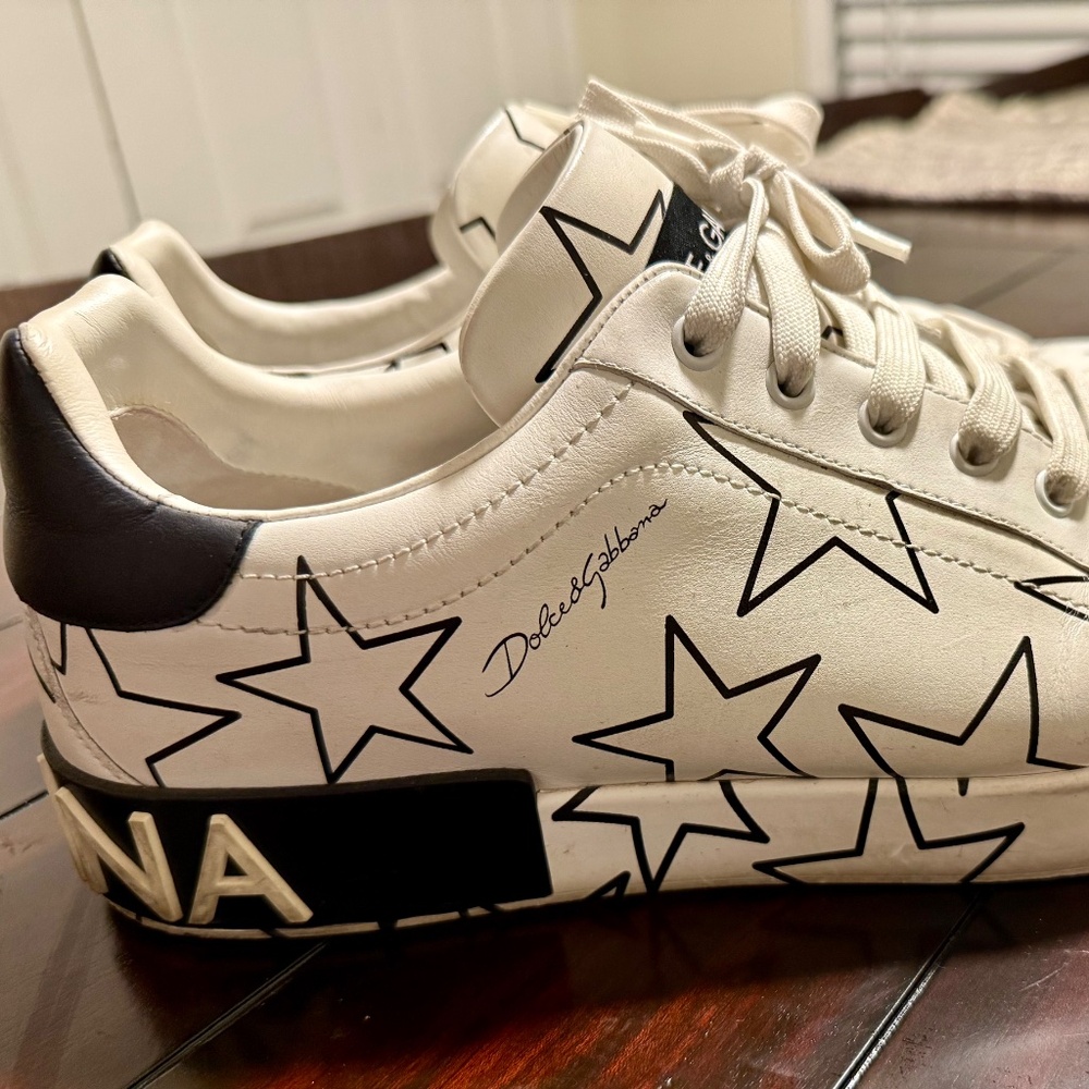 DOLCE & GABBANA MENS WHITE LOW TOP LEATHER SNEAKERS WITH STARS - Picture 2 of 5